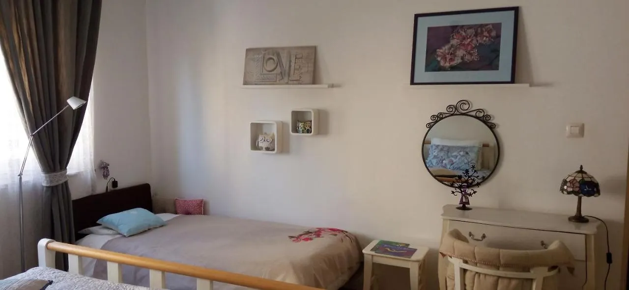 Apartment Aquileia Pula
